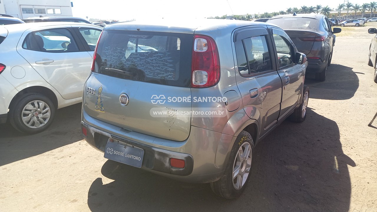 Fiat Uno Vivace 1.0 - 2011/2012 — foto 4 de 13