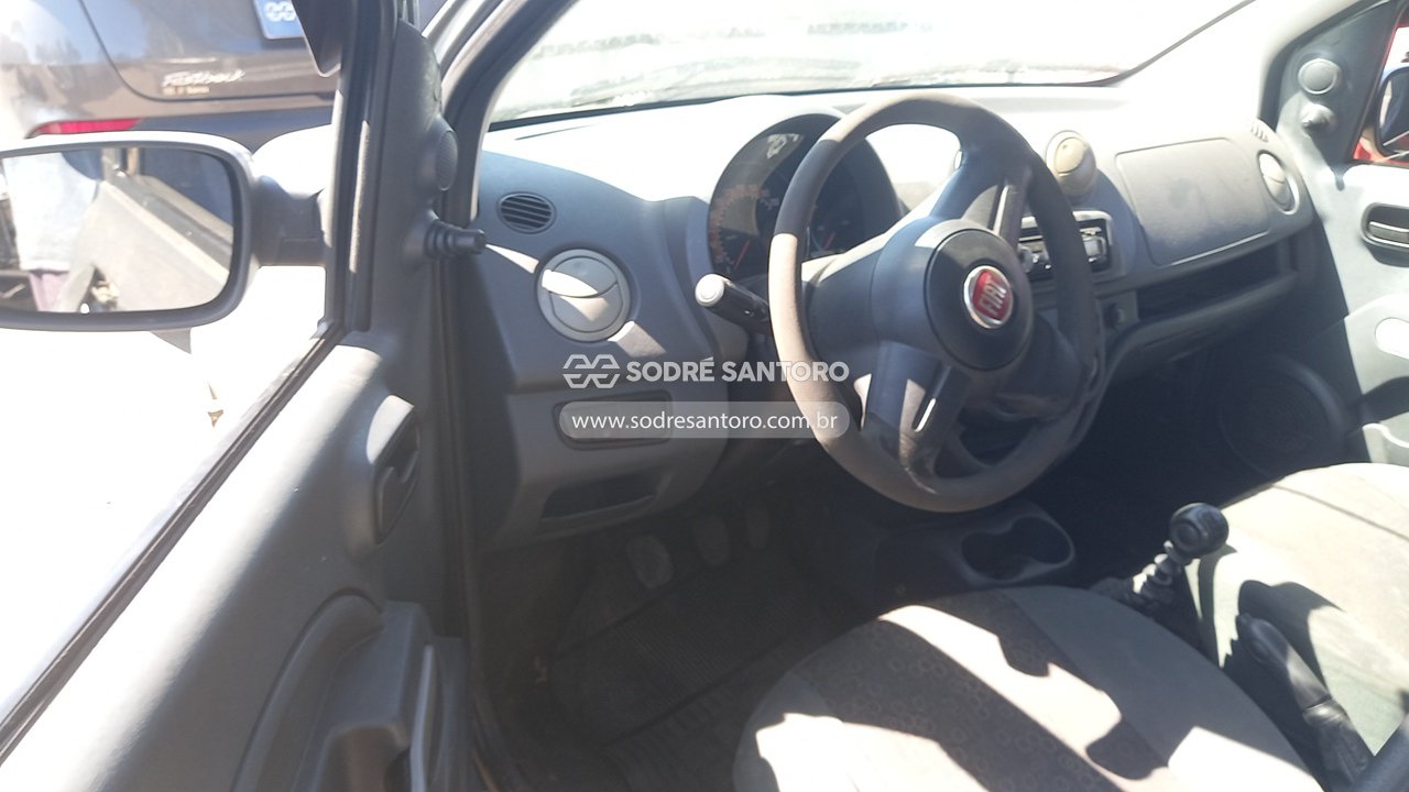 Fiat Uno Vivace 1.0 - 2011/2012 — foto 6 de 13