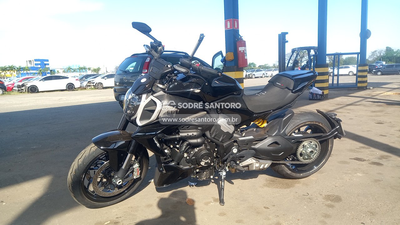 Ducati Diavel V4 - 2025/2025 — foto 3 de 10