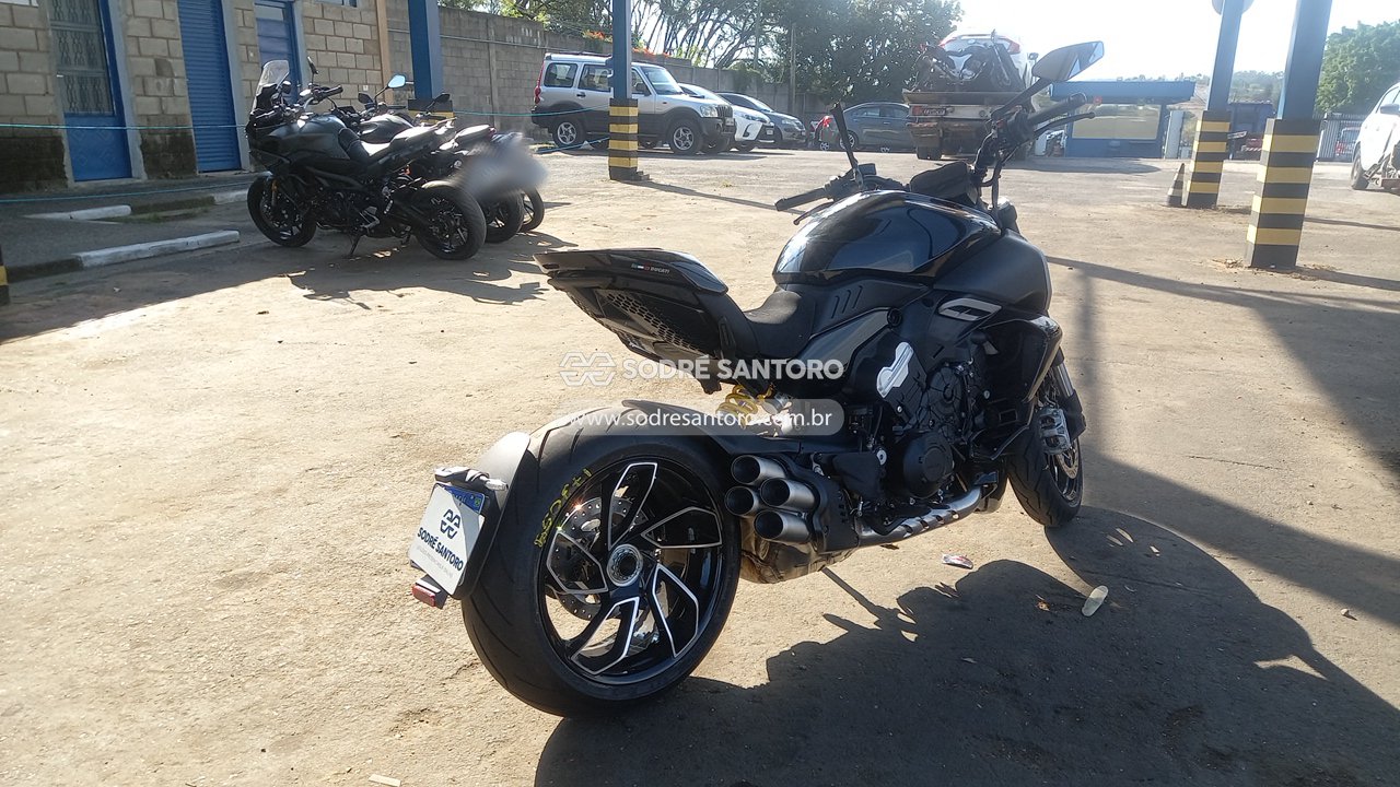 Ducati Diavel V4 - 2025/2025 — foto 4 de 10