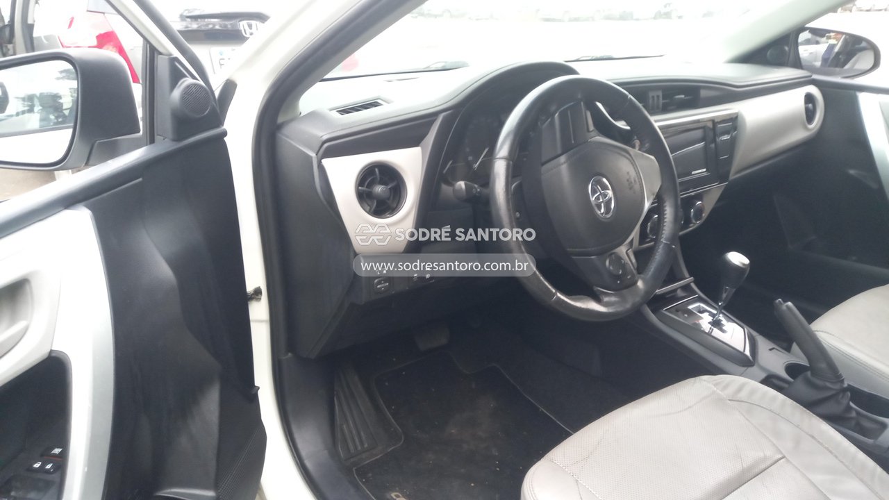 Toyota Corolla Gli Upper - 2017/2018 — foto 6 de 13