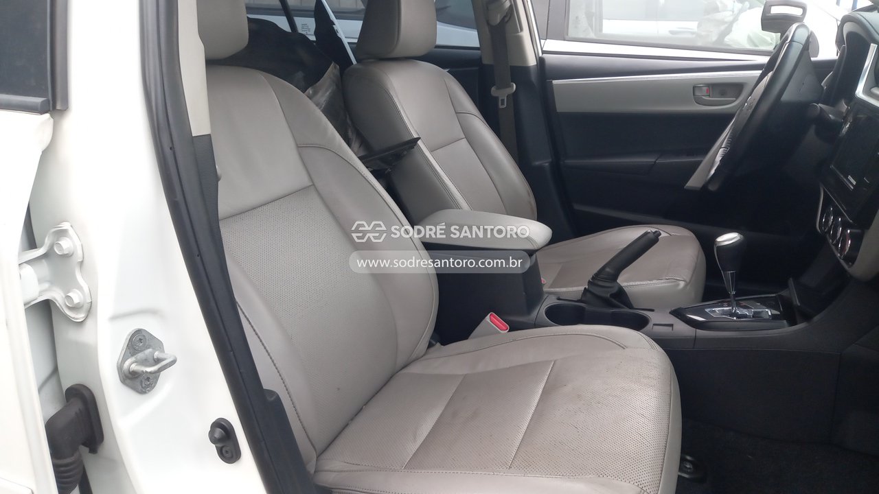 Toyota Corolla Gli Upper - 2017/2018 — foto 8 de 13
