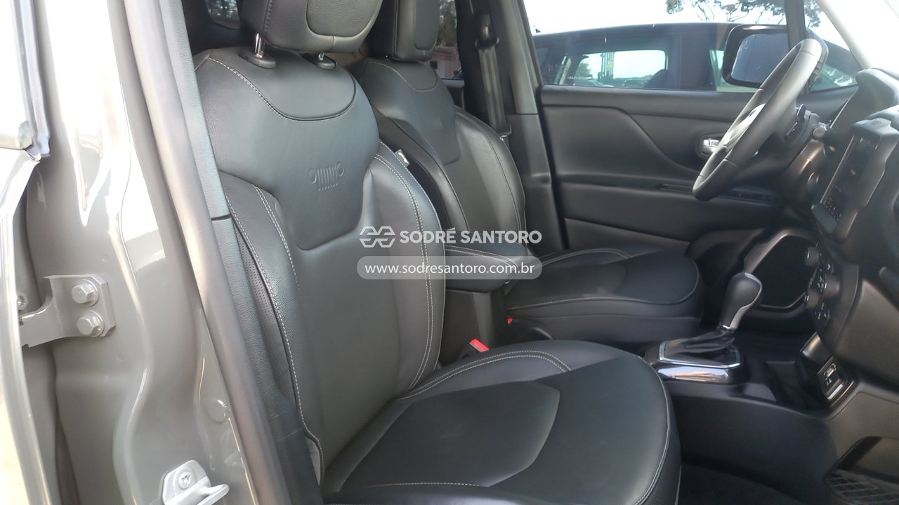 Jeep Renegade Lgtd T270 - 2023/2024 — foto 9 de 13