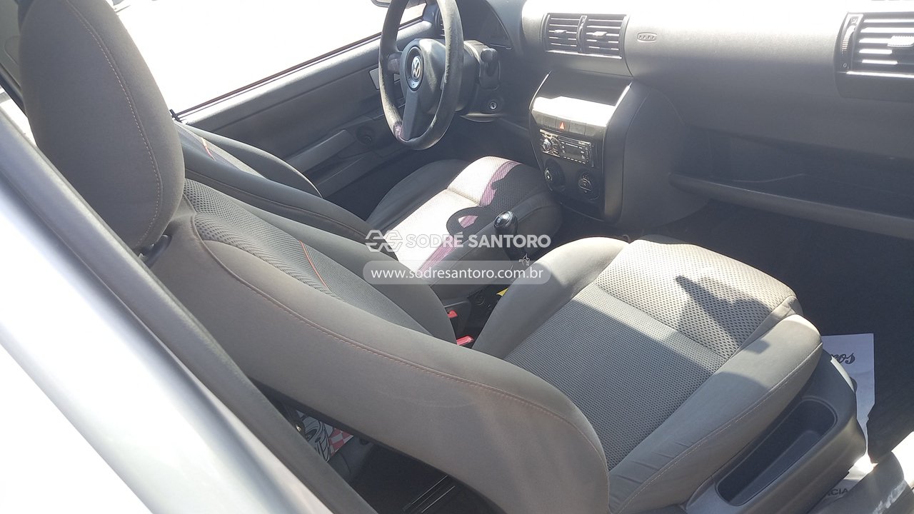 Volkswagen Fox 1.0 - 2009/2009 — foto 9 de 13