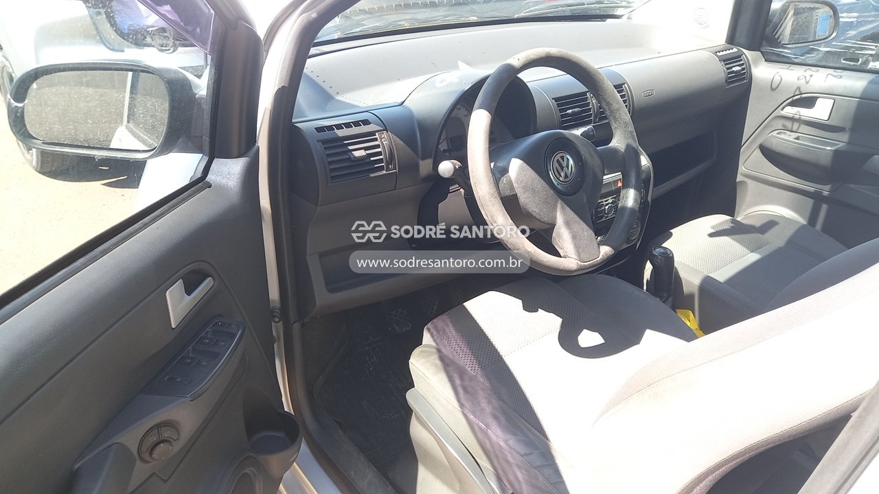 Volkswagen Fox 1.0 - 2009/2009 — foto 6 de 13