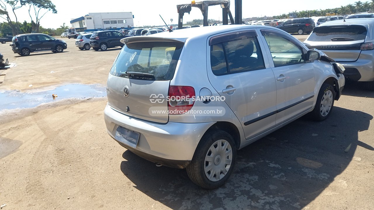 Volkswagen Fox 1.0 - 2009/2009 — foto 4 de 13