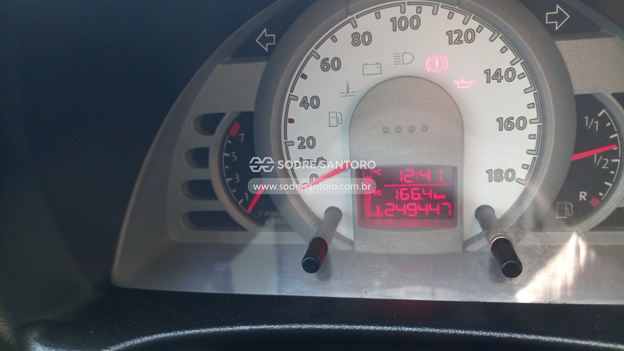 Volkswagen Fox 1.0 - 2009/2009 — foto 7 de 13