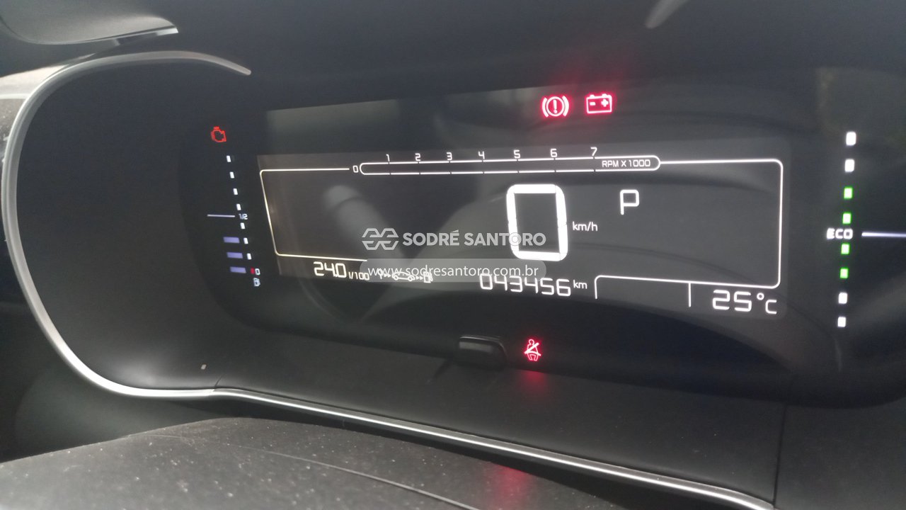 Citroen C4 Cactus - 2022/2022 — foto 7 de 13