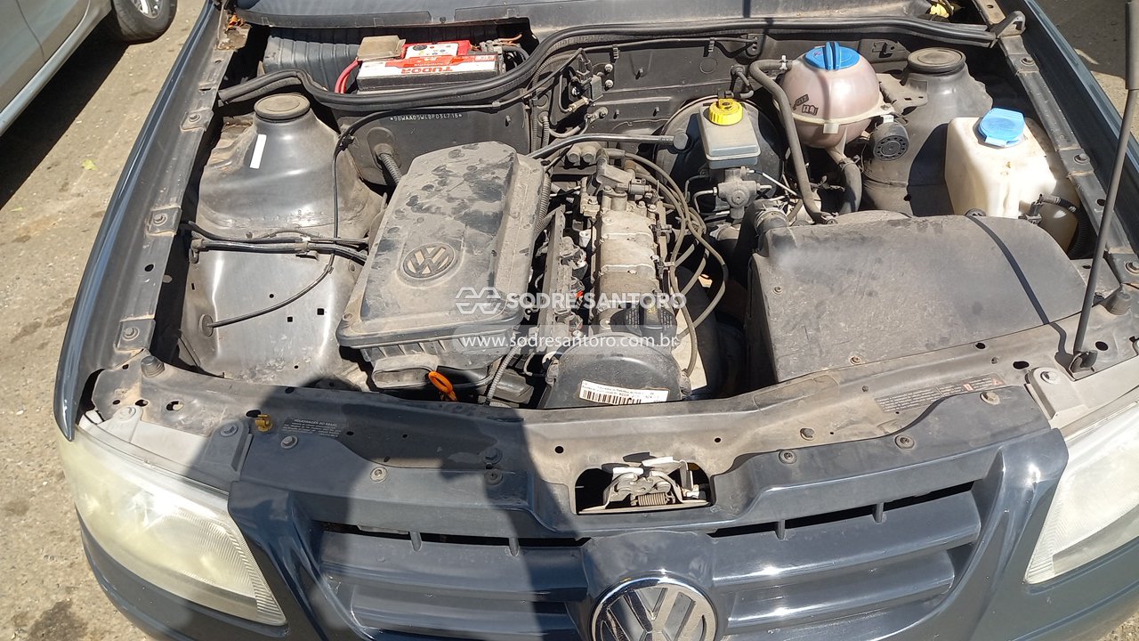 Volkswagen Gol 1.0 - 2010/2011 — foto 5 de 13