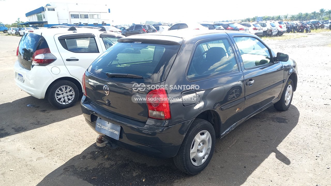 Volkswagen Gol 1.0 - 2010/2011 — foto 4 de 13
