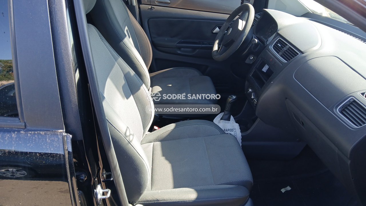 Volkswagen Spacefox Trend - 2011/2012 — foto 8 de 11