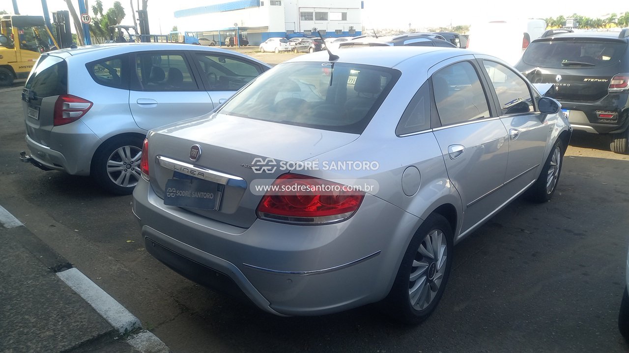 Fiat Linea Absol. 1.8 DL - 2013/2014 — foto 4 de 13