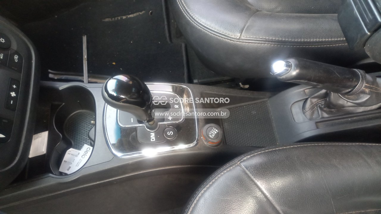 Fiat Linea Absol. 1.8 DL - 2013/2014 — foto 11 de 13