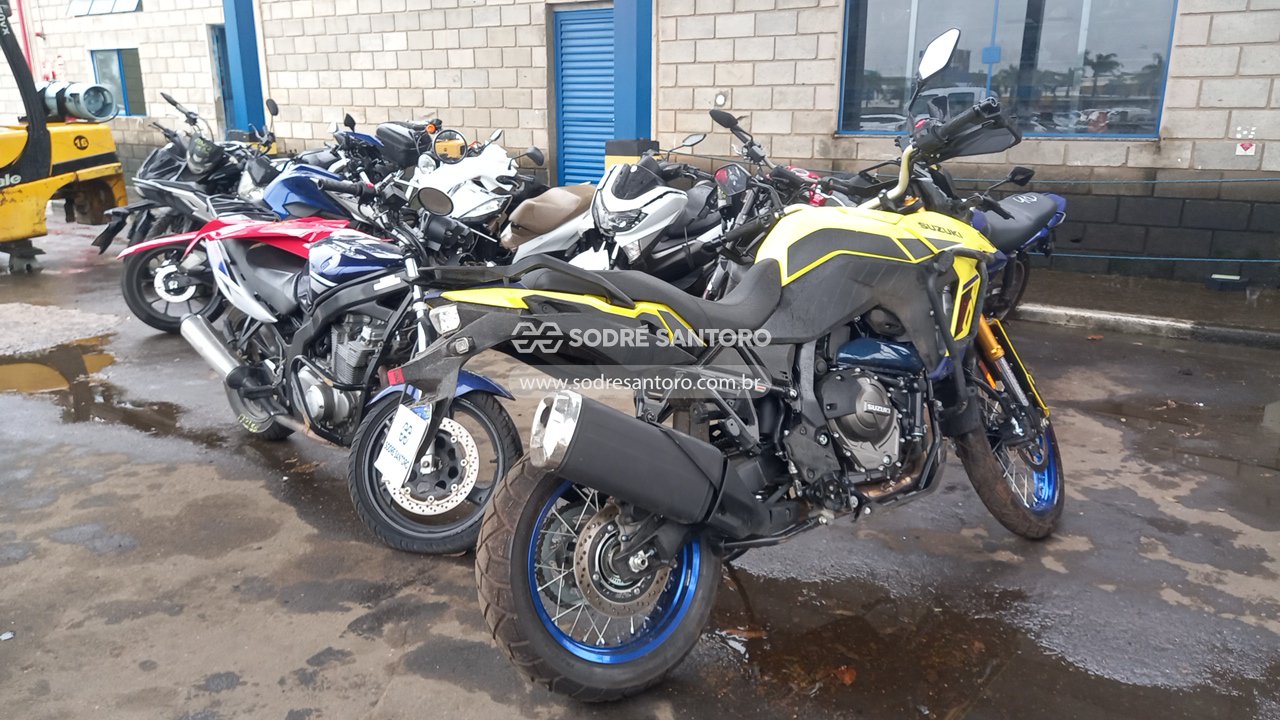 Suzuki V-strom 800 DE - 2026/2027 — foto 4 de 10