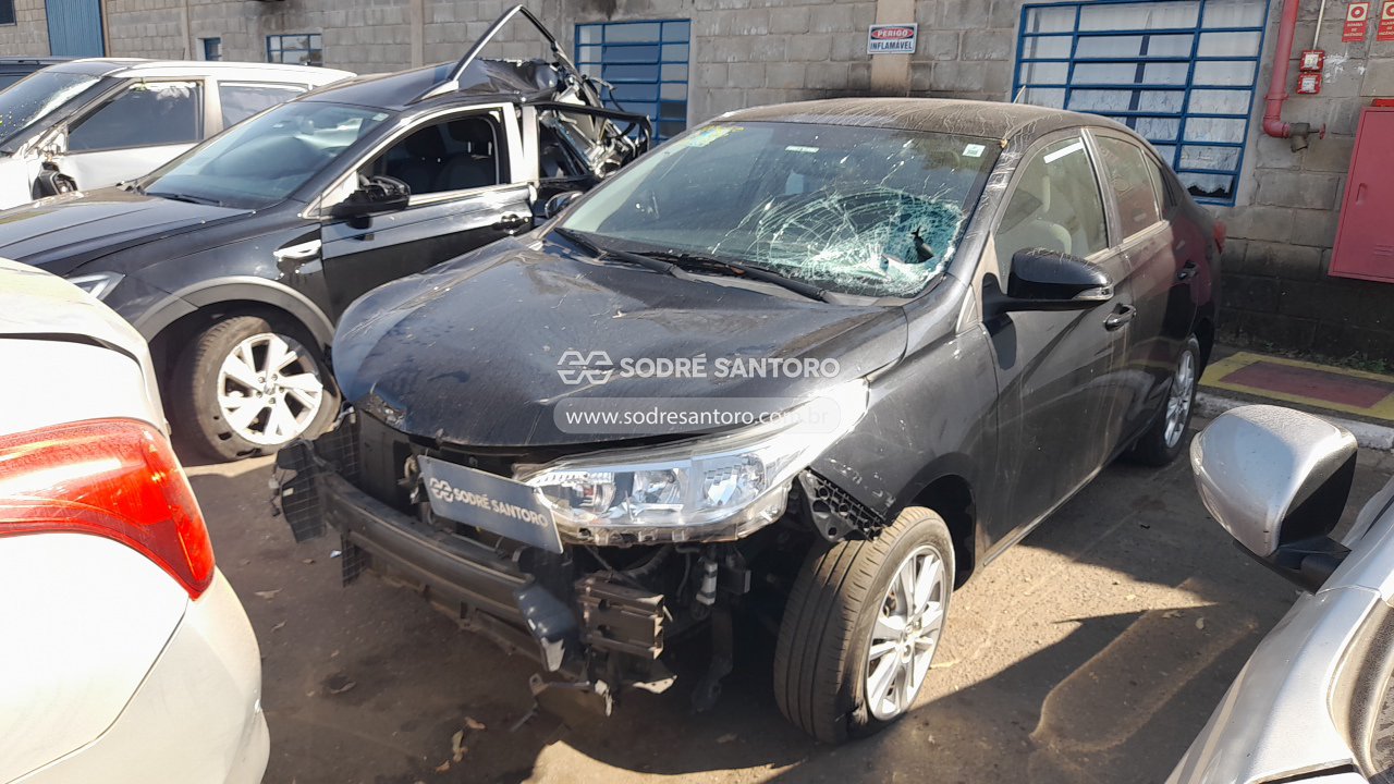Toyota Yaris SD Xlplus AT - 2018/2019 — foto 3 de 9