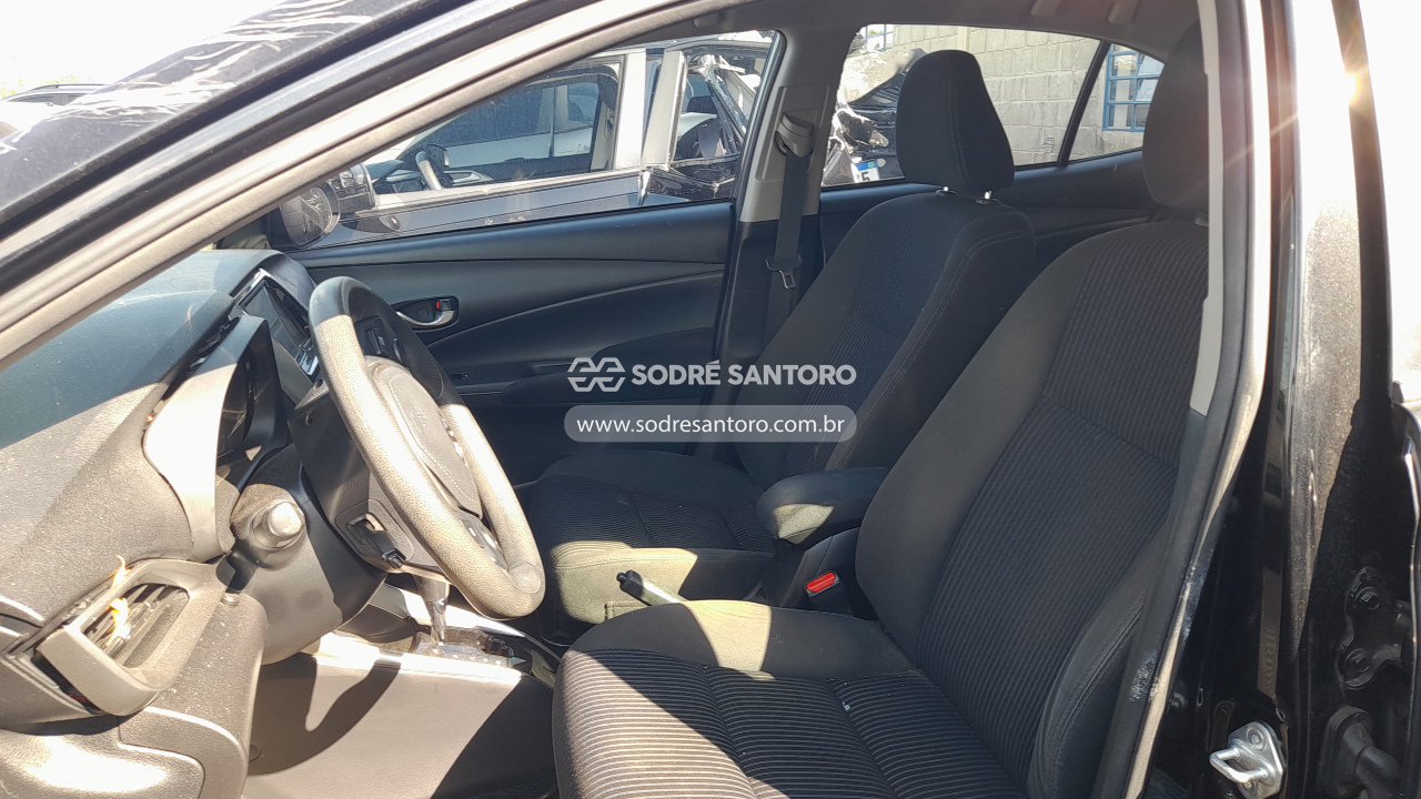 Toyota Yaris SD Xlplus AT - 2018/2019 — foto 8 de 9