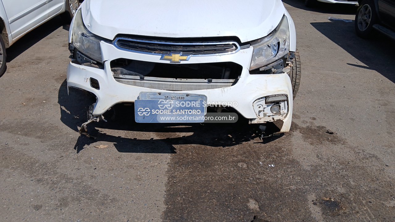 Chevrolet Cruze LT NB - 2015/2015 — foto 11 de 13