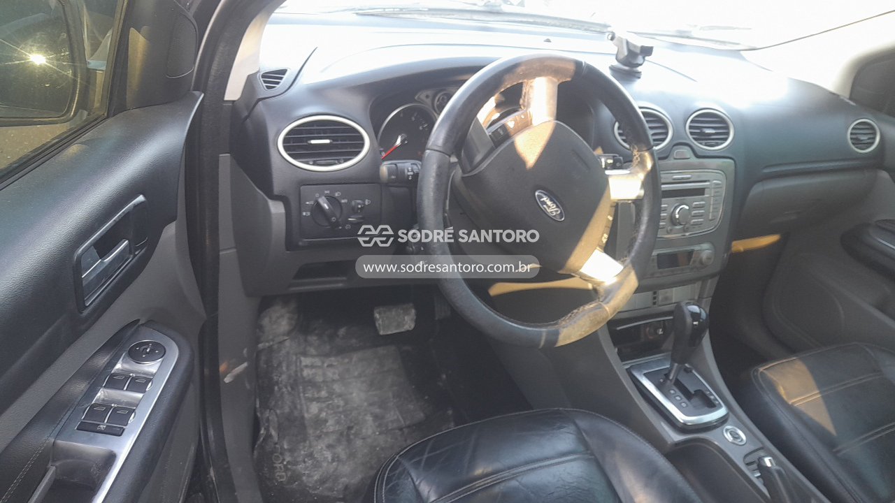 Ford Focus TI 2lfc Flex - 2011/2012 — foto 6 de 11