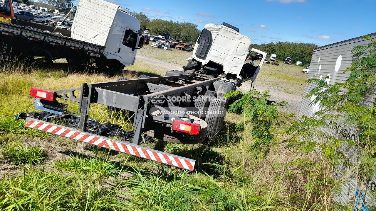 Volvo VM 290 6x2 R - 2025/2025 — foto 4 de 13