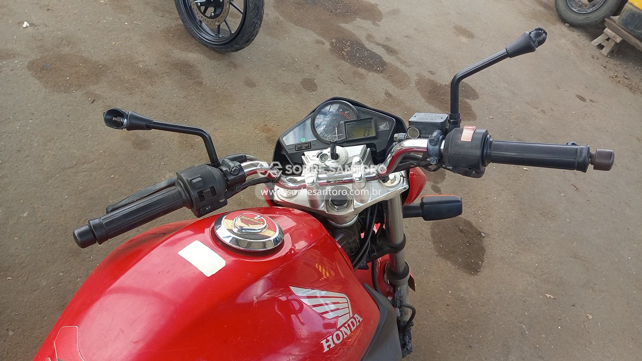 Honda CB 300r - 2011/2011 — foto 12 de 13