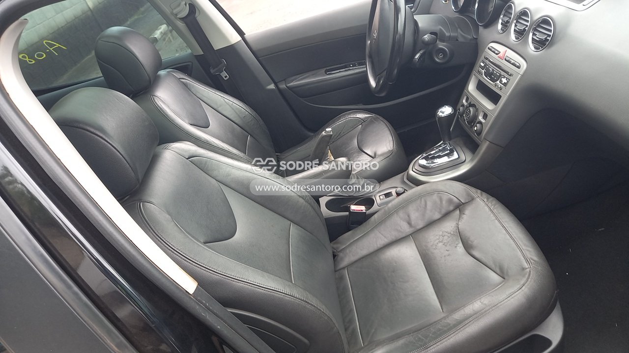 Peugeot 308 Feline - 2012/2013 — foto 8 de 13