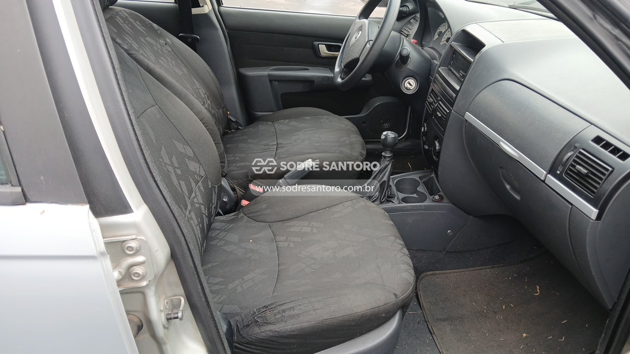 Fiat Palio Elx Flex - 2007/2008 — foto 8 de 13