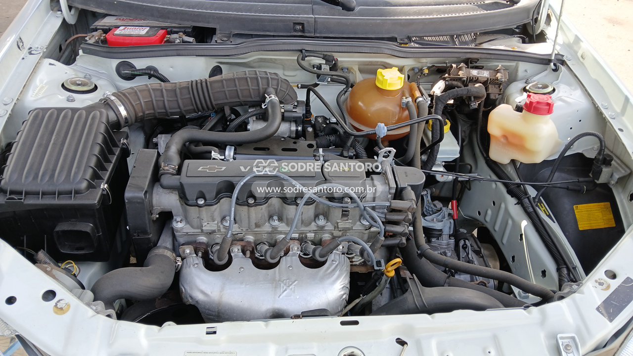 Chevrolet Classic - 2009/2010 — foto 5 de 12