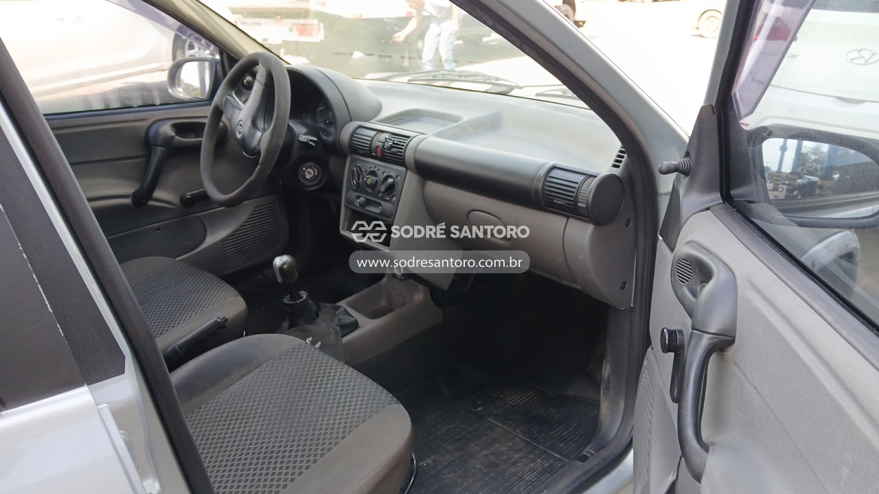 Chevrolet Classic - 2009/2010 — foto 7 de 12