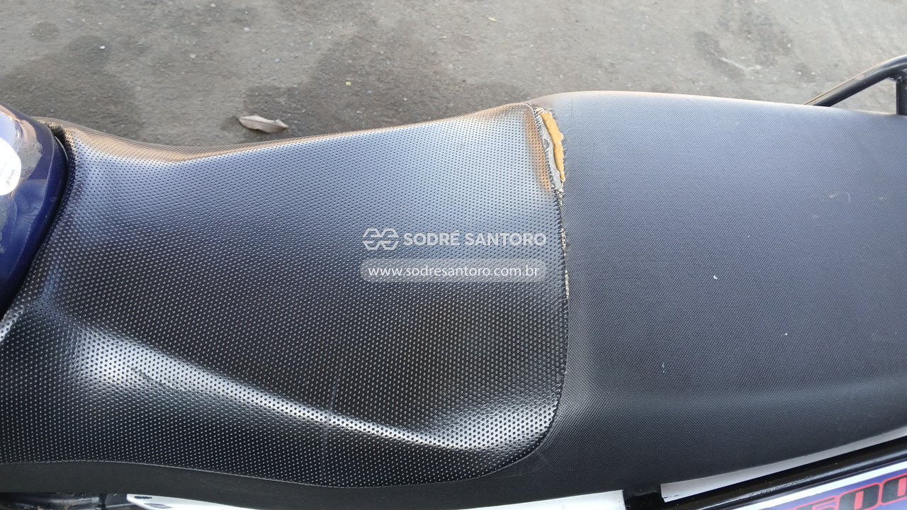 Suzuki GS 500e - 2007/2008 — foto 9 de 11