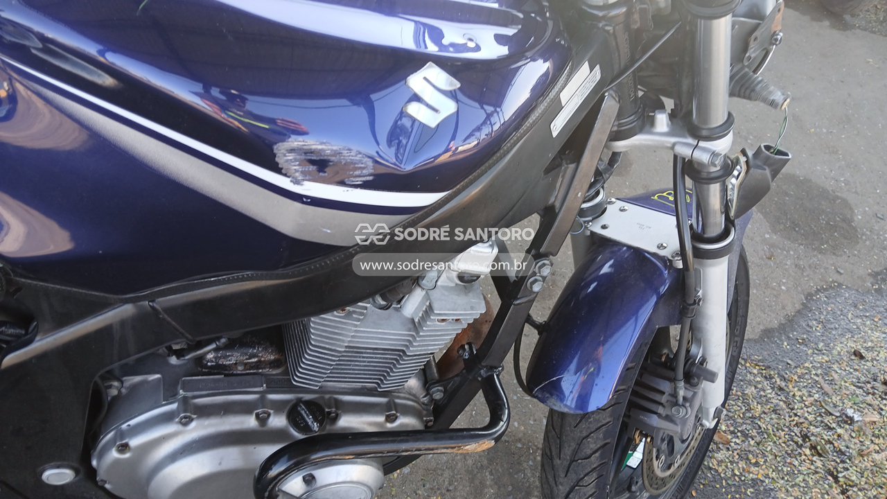 Suzuki GS 500e - 2007/2008 — foto 10 de 11