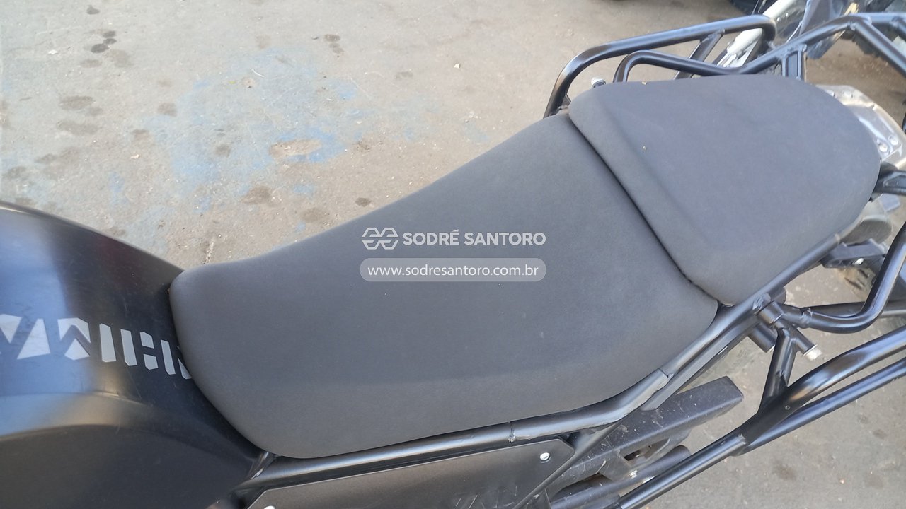 Royal Enfield Himalaya - 2019/2020 — foto 9 de 13