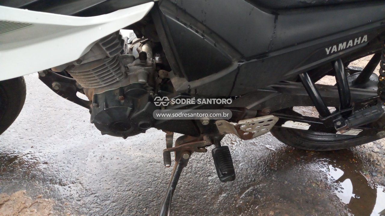 Yamaha YS 150 Fazer Sed - 2015/2016 — foto 5 de 12