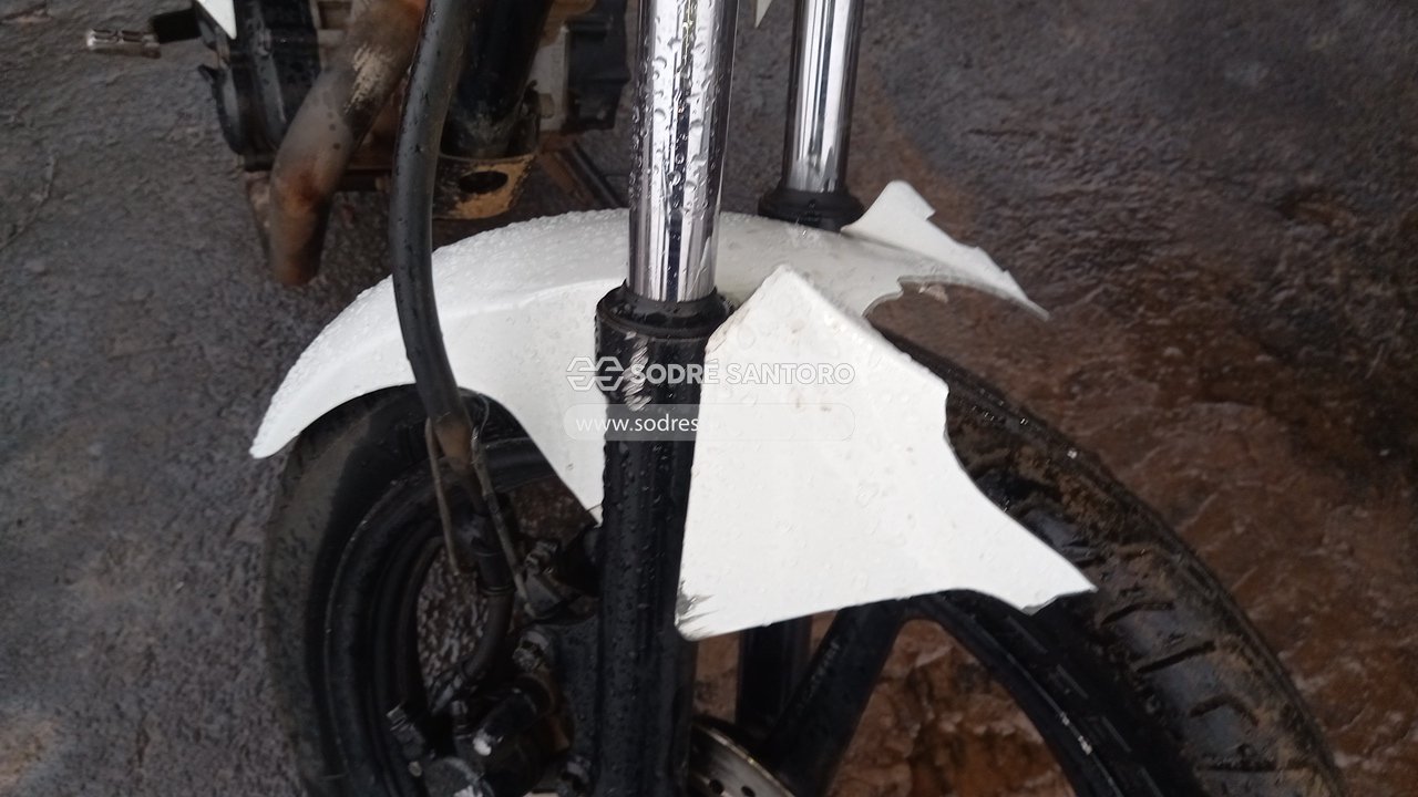 Yamaha YS 150 Fazer Sed - 2015/2016 — foto 8 de 12