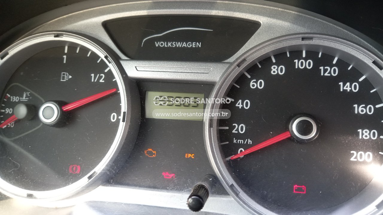 Volkswagen Gol 1.0 - 2010/2011 — foto 7 de 13