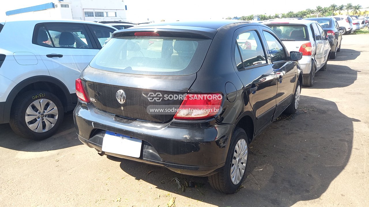 Volkswagen Gol 1.0 - 2010/2011 — foto 4 de 13