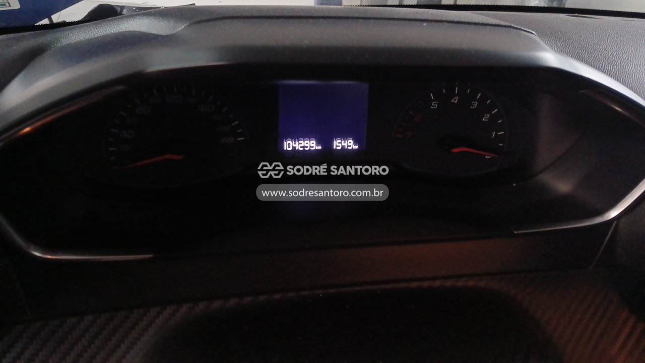 Peugeot 208 Active At1 - 2022/2023 — foto 7 de 13