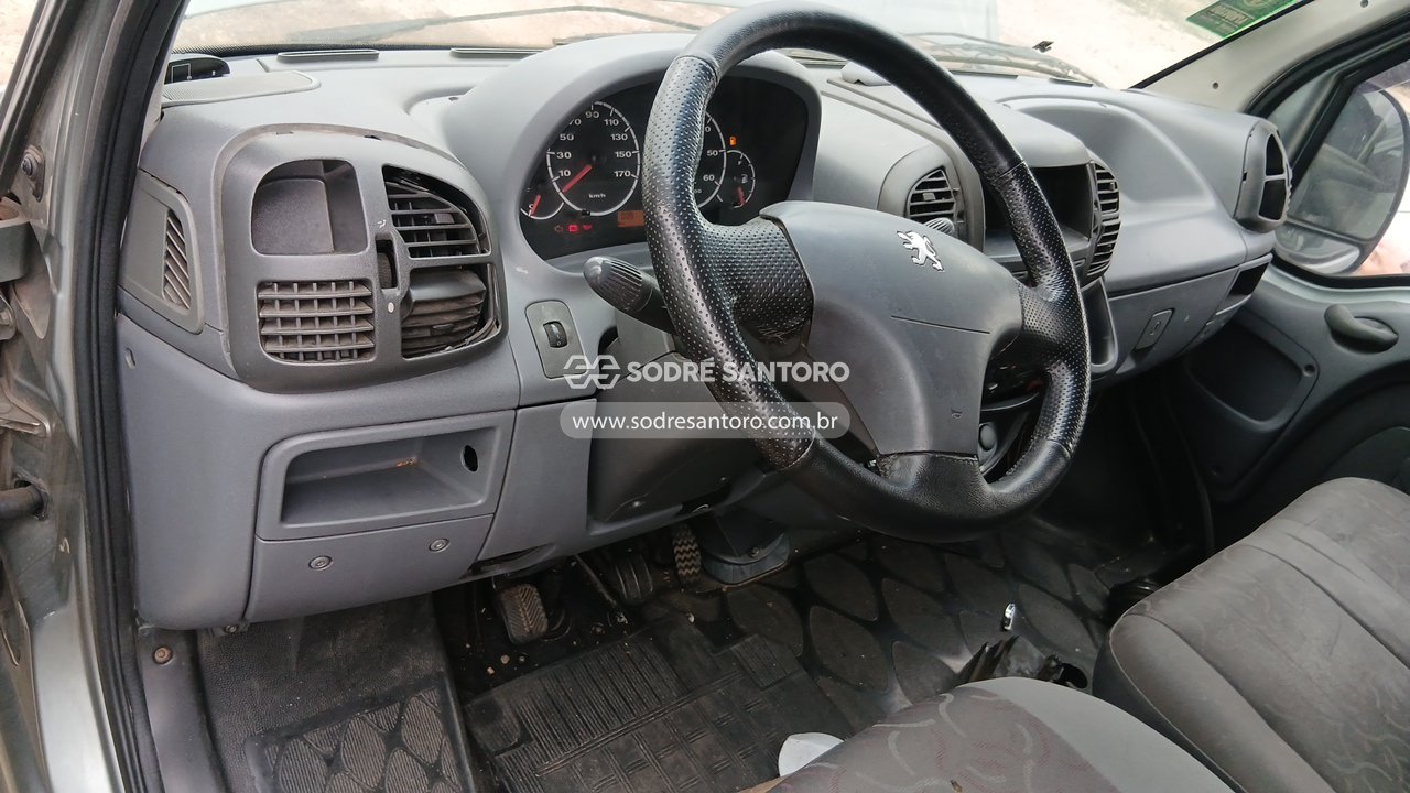 Peugeot Boxer M330m 23s - 2011/2012 — foto 6 de 13
