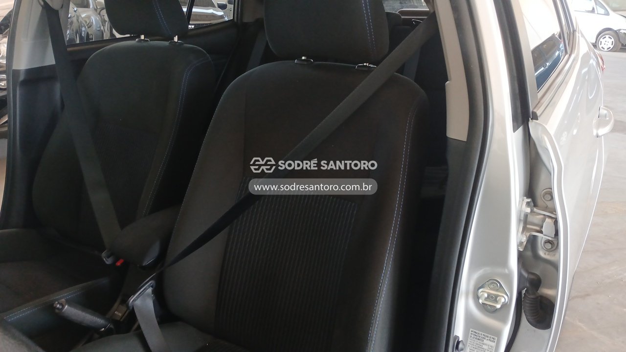 Toyota Yaris SD XL 15 AT - 2018/2019 — foto 9 de 13