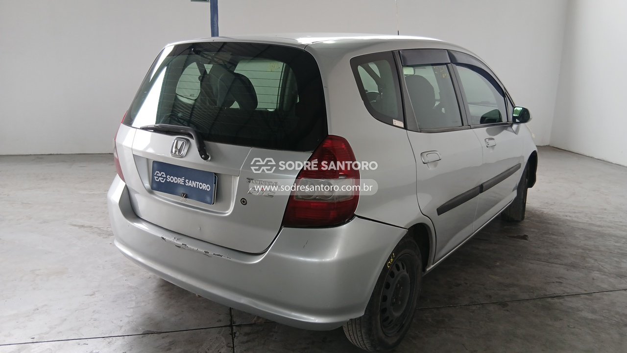 Honda Fit LX - 2004/2005 — foto 4 de 13