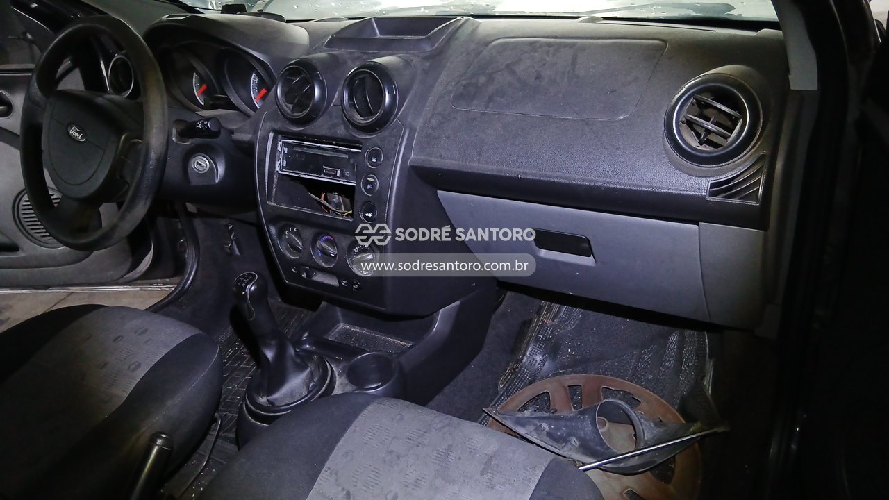 Ford Fiesta Flex - 2011/2012 — foto 8 de 13