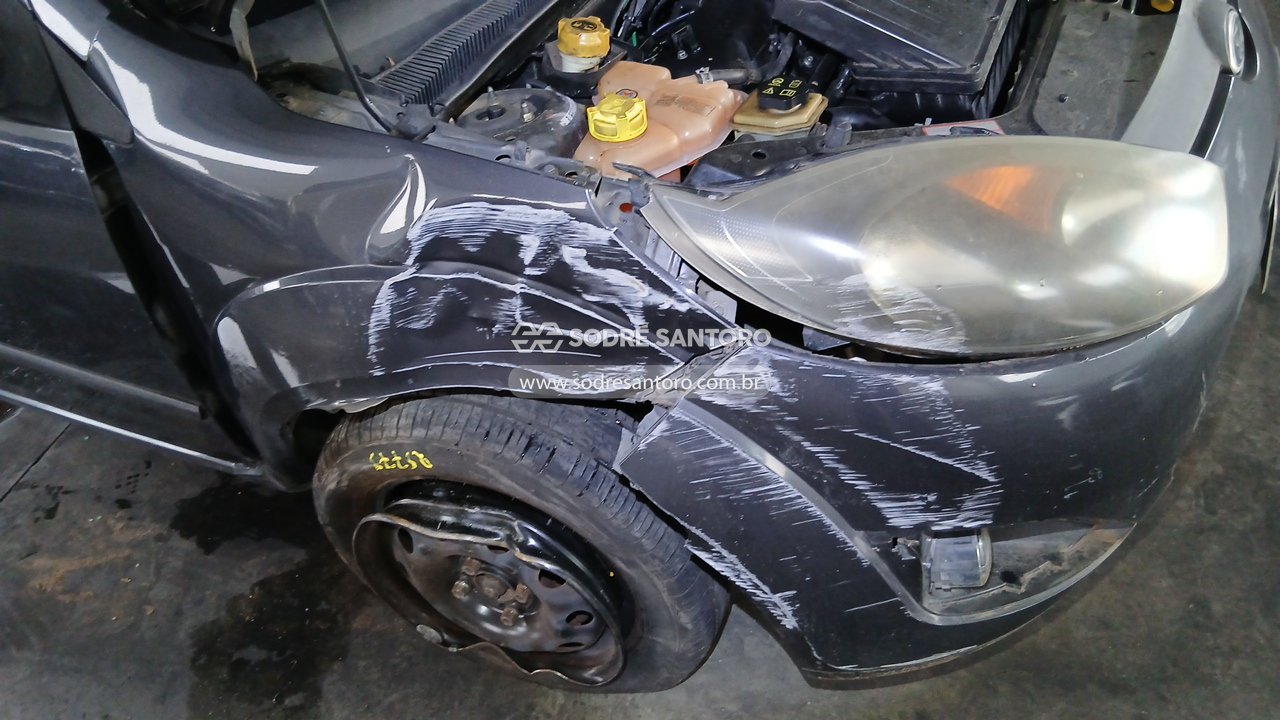 Ford Fiesta Flex - 2011/2012 — foto 12 de 13