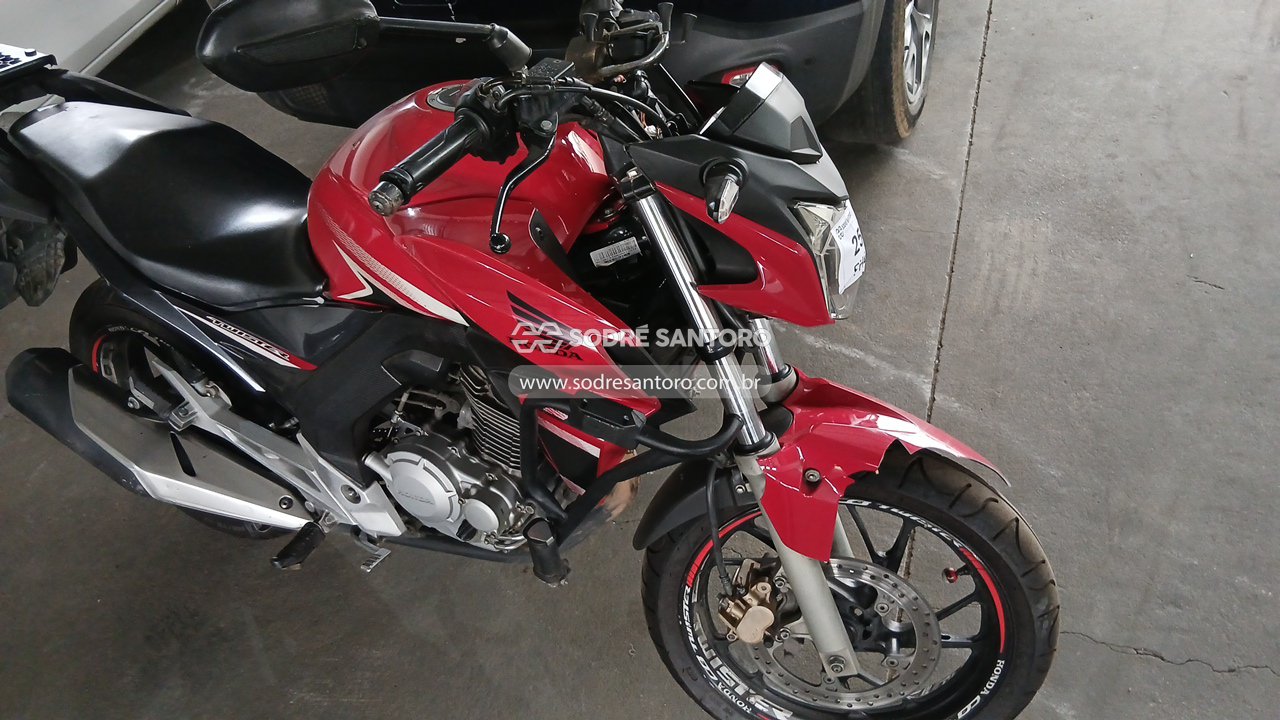 Honda CB 250f Twister - 2018/2018 — foto 11 de 12