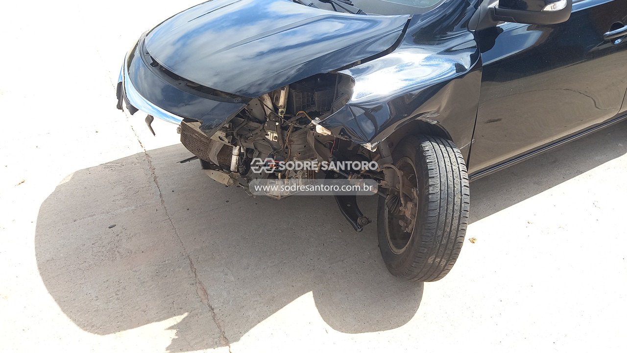 Nissan Versa 16sv Cvt - 2019/2020 — foto 11 de 13