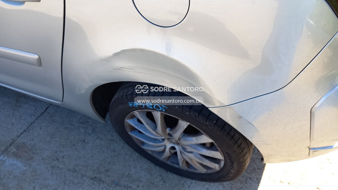 Citroen C4 Pic Glxa 5L - 2010/2011 — foto 10 de 13