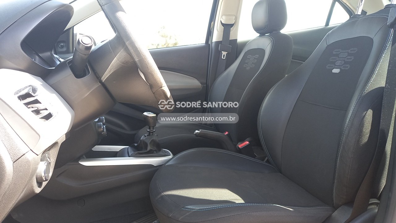 Chevrolet Onix 1.0mt LT - 2019/2019 — foto 8 de 13