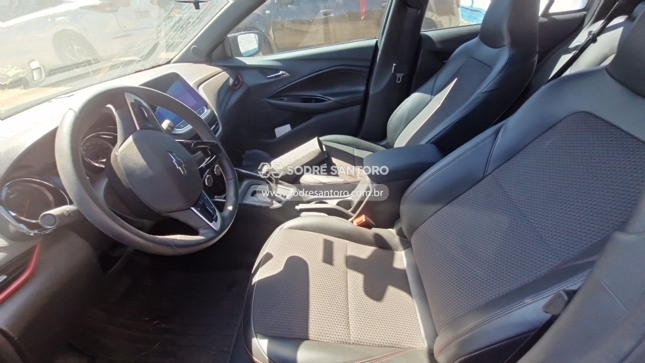 Chevrolet Onix 10tat RS - 2023/2024 — foto 9 de 13