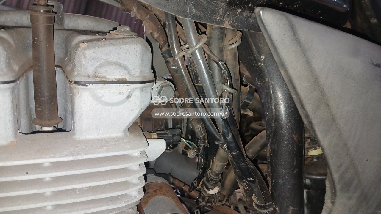 Honda Xre 300 - 2013/2013 — foto 6 de 9