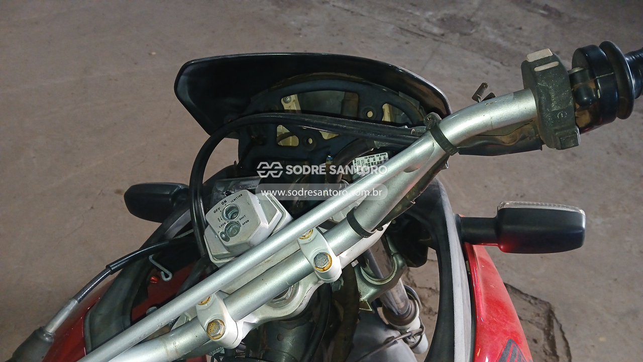 Honda Xre 300 - 2013/2013 — foto 7 de 9