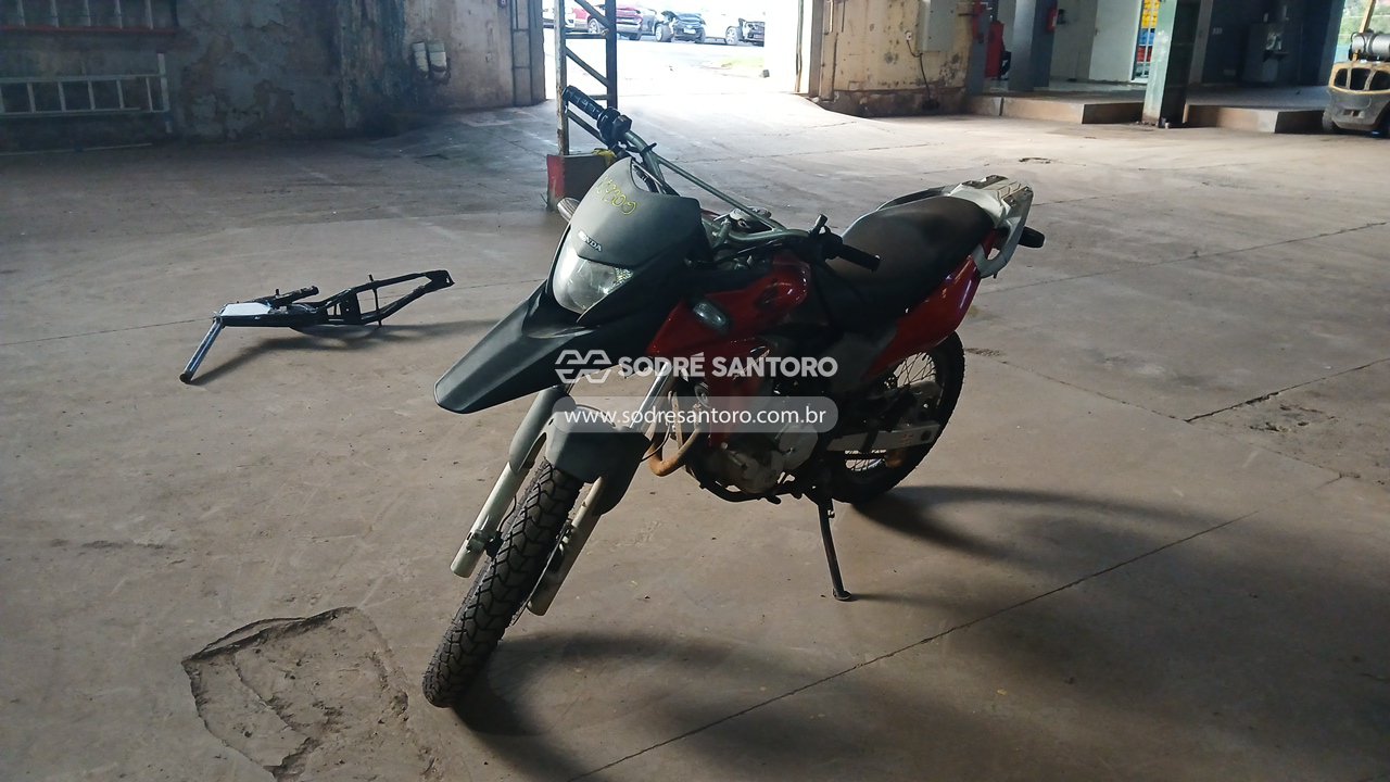 Honda Xre 300 - 2013/2013 — foto 3 de 9