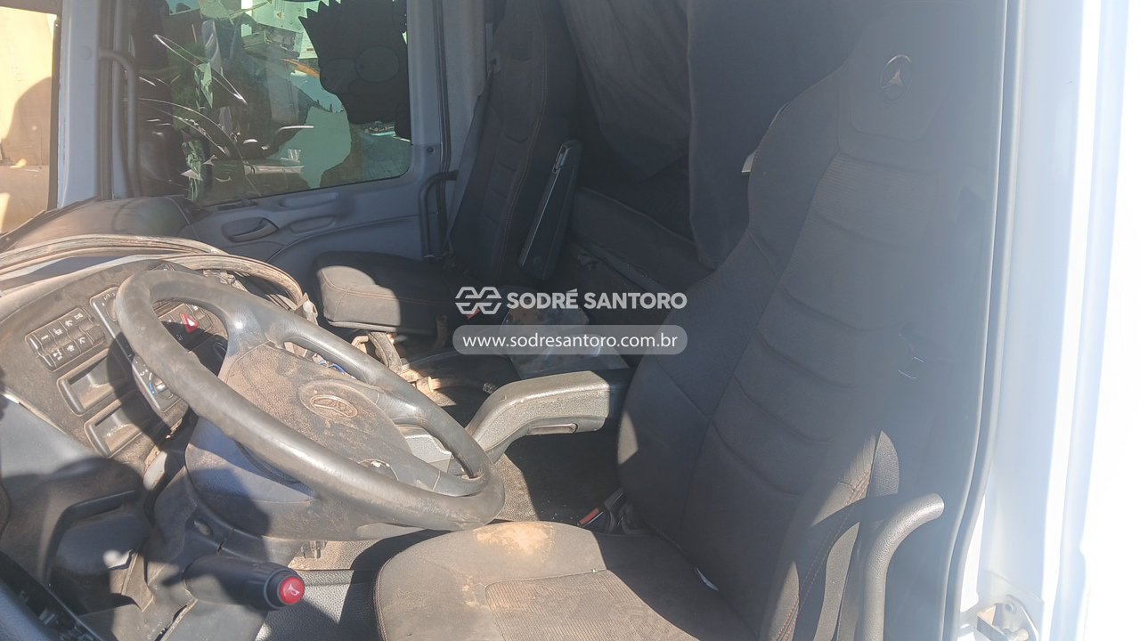 Mercedes-benz Actros 2651 LS 6x4 - 2019/2019 — foto 9 de 12